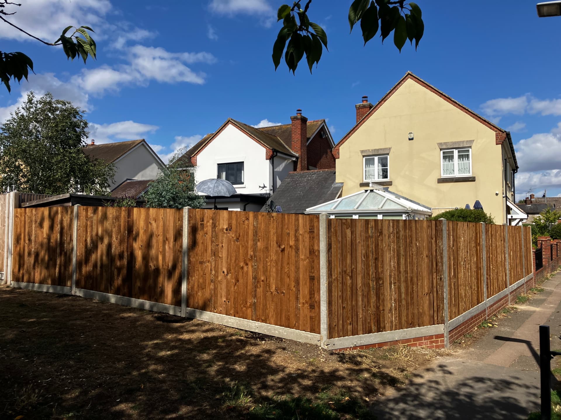 Closeboard fencing