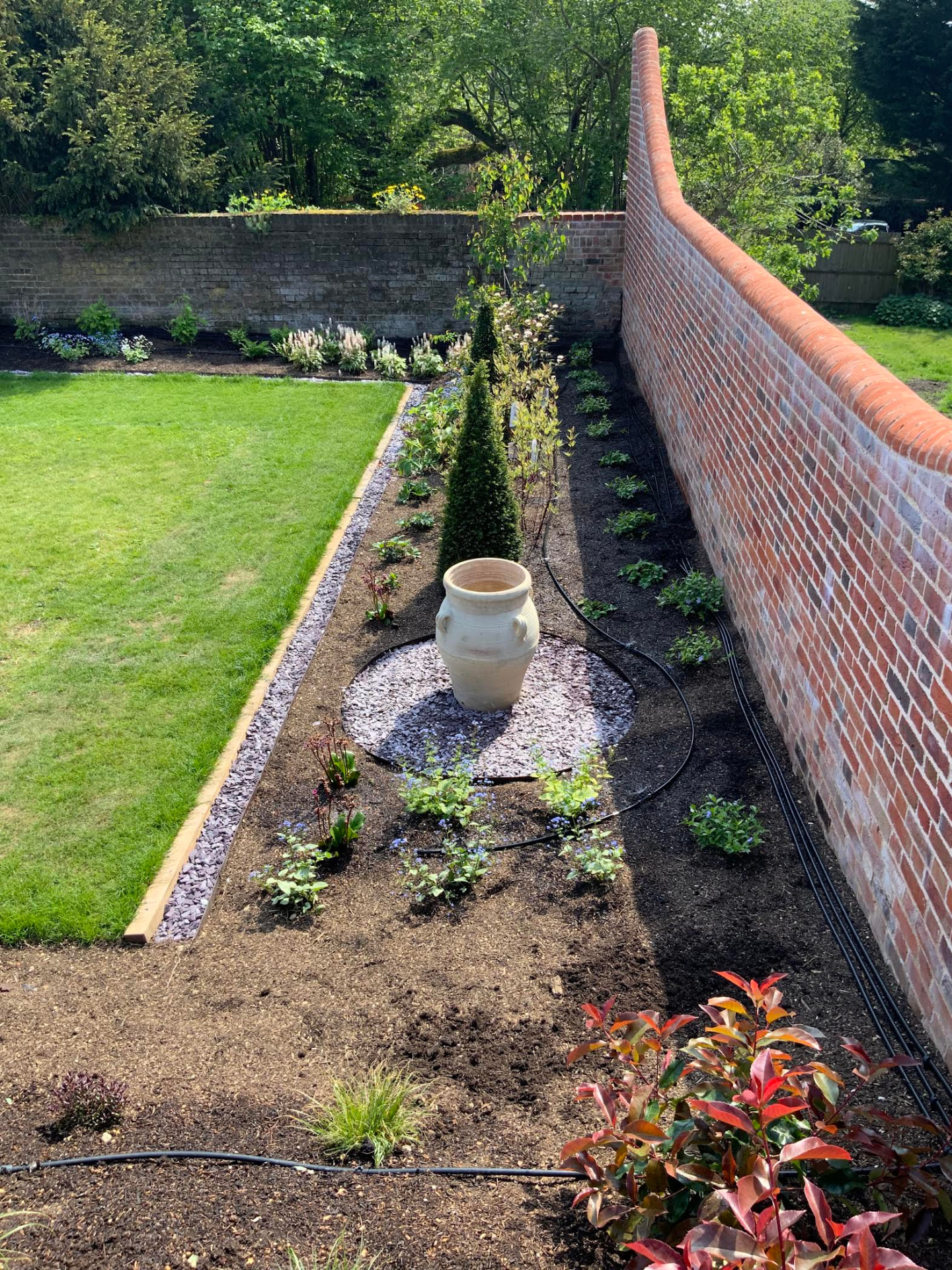 Walled garden border